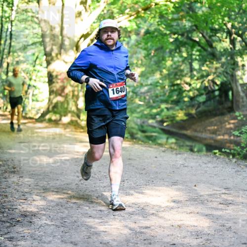 28.09.2025 - 33. Volkslauf durch das schöne Alstertal Dr. Thomas Lammeyer http://msf.ph/oto/8952102 28.09.2025 10:20:11 Laufen 1640 meine-sportfotos.de