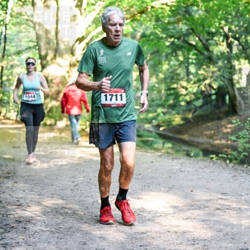 28.09.2025 - 33. Volkslauf durch das schöne Alstertal Dr. Thomas Lammeyer http://msf.ph/oto/8952114 28.09.2025 10:20:19 Laufen 2025, 1044, 1711 meine-sportfotos.de