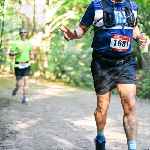 28.09.2025 - 33. Volkslauf durch das schöne Alstertal Dr. Thomas Lammeyer http://msf.ph/oto/8952180 28.09.2025 10:20:37 Laufen 1681 meine-sportfotos.de