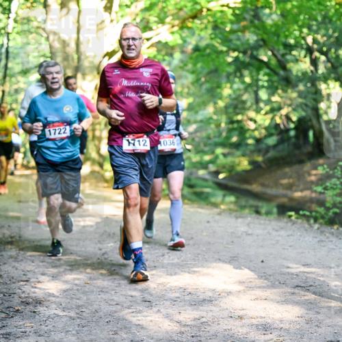 28.09.2025 - 33. Volkslauf durch das schöne Alstertal Dr. Thomas Lammeyer http://msf.ph/oto/8952218 28.09.2025 10:20:44 Laufen 198, 1722, 1712, 1036, 1047 meine-sportfotos.de