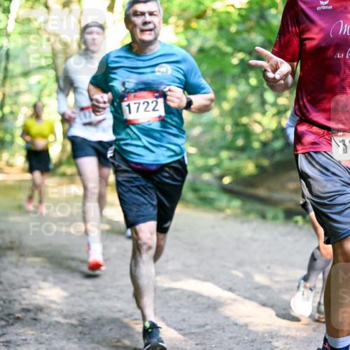 28.09.2025 - 33. Volkslauf durch das schöne Alstertal Dr. Thomas Lammeyer http://msf.ph/oto/8952227 28.09.2025 10:20:46 Laufen 1722, 30, 10, 5, 1712 meine-sportfotos.de