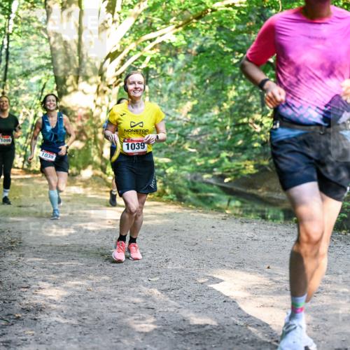 28.09.2025 - 33. Volkslauf durch das schöne Alstertal Dr. Thomas Lammeyer http://msf.ph/oto/8952237 28.09.2025 10:20:48 Laufen 1099, 1035, 1039 meine-sportfotos.de