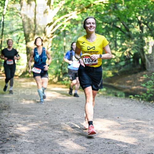 28.09.2025 - 33. Volkslauf durch das schöne Alstertal Dr. Thomas Lammeyer http://msf.ph/oto/8952243 28.09.2025 10:20:49 Laufen 1035, 1033 meine-sportfotos.de