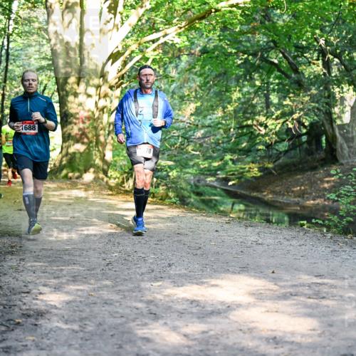 28.09.2025 - 33. Volkslauf durch das schöne Alstertal Dr. Thomas Lammeyer http://msf.ph/oto/8952272 28.09.2025 10:20:54 Laufen 5671, 1697, 1056, 105, 1688, 70 meine-sportfotos.de