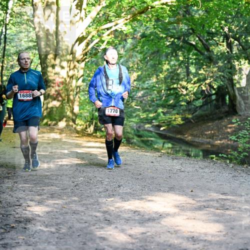 28.09.2025 - 33. Volkslauf durch das schöne Alstertal Dr. Thomas Lammeyer http://msf.ph/oto/8952274 28.09.2025 10:20:54 Laufen 4770, 1697, 1056, 1688, 1770 meine-sportfotos.de