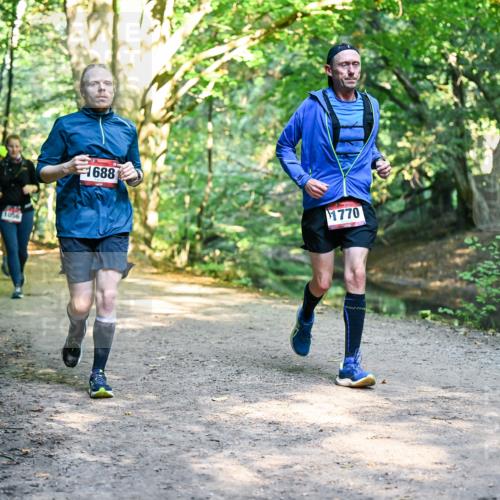 28.09.2025 - 33. Volkslauf durch das schöne Alstertal Dr. Thomas Lammeyer http://msf.ph/oto/8952279 28.09.2025 10:20:55 Laufen 1036, 688, 1770 meine-sportfotos.de