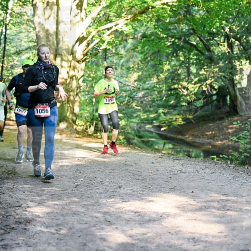 28.09.2025 - 33. Volkslauf durch das schöne Alstertal Dr. Thomas Lammeyer http://msf.ph/oto/8952292 28.09.2025 10:20:58 Laufen 1671, 1697, 1056, 1051 meine-sportfotos.de