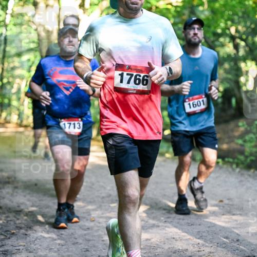28.09.2025 - 33. Volkslauf durch das schöne Alstertal Dr. Thomas Lammeyer http://msf.ph/oto/8952420 28.09.2025 10:21:23 Laufen 1713, 1766, 1601, 10 meine-sportfotos.de