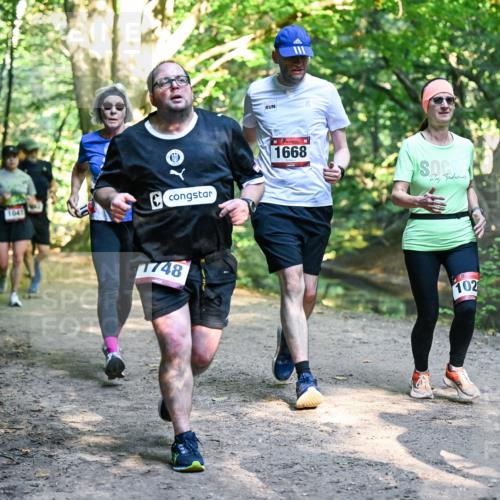 28.09.2025 - 33. Volkslauf durch das schöne Alstertal Dr. Thomas Lammeyer http://msf.ph/oto/8952506 28.09.2025 10:21:43 Laufen 1041, 1668, 748, 102 meine-sportfotos.de