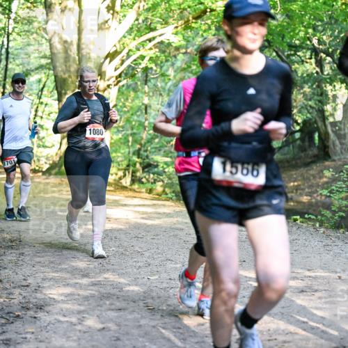 28.09.2025 - 33. Volkslauf durch das schöne Alstertal Dr. Thomas Lammeyer http://msf.ph/oto/8952538 28.09.2025 10:21:49 Laufen 1080, 1701, 1566, 15 meine-sportfotos.de