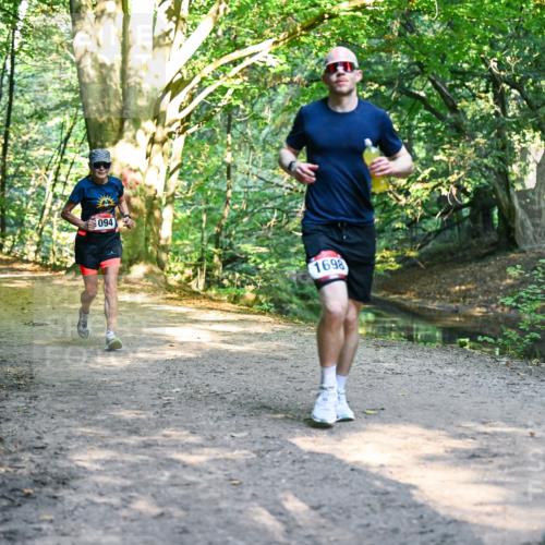 28.09.2025 - 33. Volkslauf durch das schöne Alstertal Dr. Thomas Lammeyer http://msf.ph/oto/8952561 28.09.2025 10:21:53 Laufen 1720, 094, 1698, 170 meine-sportfotos.de