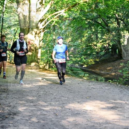 28.09.2025 - 33. Volkslauf durch das schöne Alstertal Dr. Thomas Lammeyer http://msf.ph/oto/8952594 28.09.2025 10:22:05 Laufen 1047, 1079, 096, 076 meine-sportfotos.de