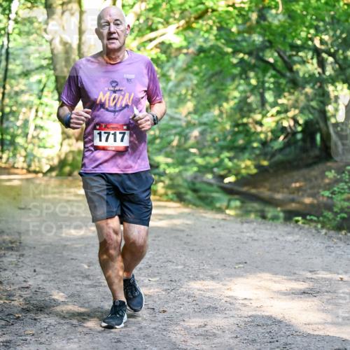 28.09.2025 - 33. Volkslauf durch das schöne Alstertal Dr. Thomas Lammeyer http://msf.ph/oto/8952654 28.09.2025 10:22:16 Laufen 19, 1717 meine-sportfotos.de