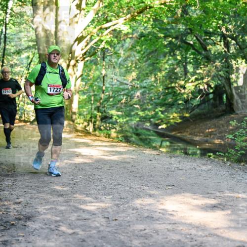 28.09.2025 - 33. Volkslauf durch das schöne Alstertal Dr. Thomas Lammeyer http://msf.ph/oto/8952664 28.09.2025 10:22:21 Laufen 1745, 1740, 1727 meine-sportfotos.de