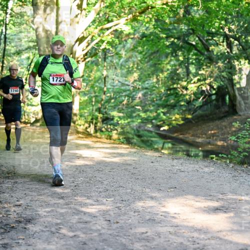 28.09.2025 - 33. Volkslauf durch das schöne Alstertal Dr. Thomas Lammeyer http://msf.ph/oto/8952666 28.09.2025 10:22:22 Laufen 1945, 1740, 172 meine-sportfotos.de