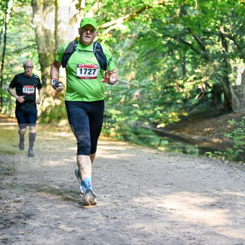28.09.2025 - 33. Volkslauf durch das schöne Alstertal Dr. Thomas Lammeyer http://msf.ph/oto/8952672 28.09.2025 10:22:22 Laufen 1945, 1740, 1727 meine-sportfotos.de