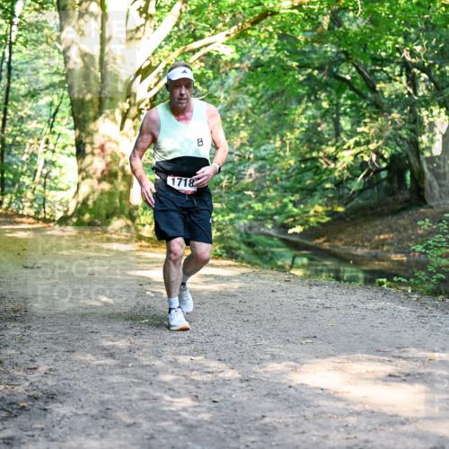 28.09.2025 - 33. Volkslauf durch das schöne Alstertal Dr. Thomas Lammeyer http://msf.ph/oto/8952750 28.09.2025 10:22:52 Laufen 1718 meine-sportfotos.de