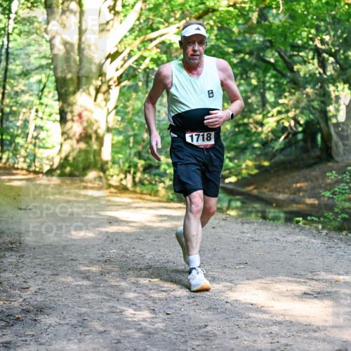 28.09.2025 - 33. Volkslauf durch das schöne Alstertal Dr. Thomas Lammeyer http://msf.ph/oto/8952755 28.09.2025 10:22:53 Laufen 1718 meine-sportfotos.de