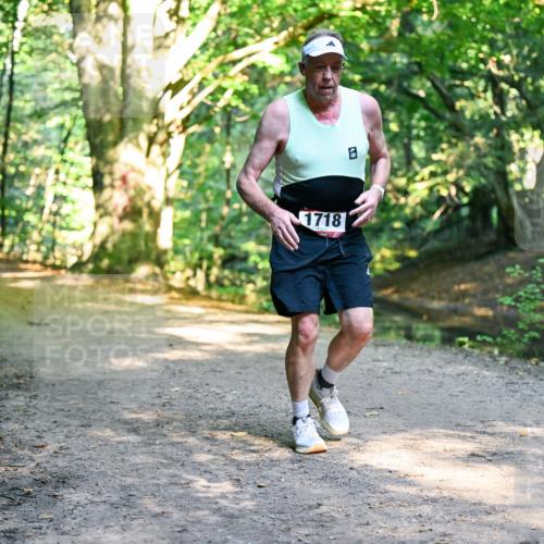 28.09.2025 - 33. Volkslauf durch das schöne Alstertal Dr. Thomas Lammeyer http://msf.ph/oto/8952756 28.09.2025 10:22:53 Laufen 1718 meine-sportfotos.de