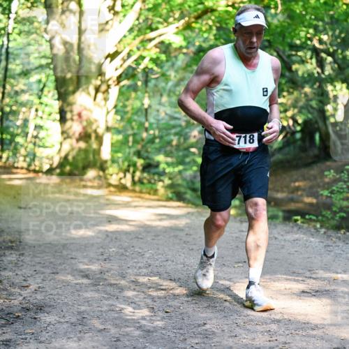 28.09.2025 - 33. Volkslauf durch das schöne Alstertal Dr. Thomas Lammeyer http://msf.ph/oto/8952758 28.09.2025 10:22:53 Laufen 718 meine-sportfotos.de