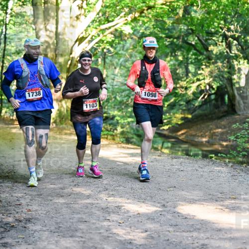 28.09.2025 - 33. Volkslauf durch das schöne Alstertal Dr. Thomas Lammeyer http://msf.ph/oto/8952952 28.09.2025 10:24:17 Laufen 1738, 1103, 1098 meine-sportfotos.de