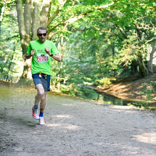 28.09.2025 - 33. Volkslauf durch das schöne Alstertal Dr. Thomas Lammeyer http://msf.ph/oto/8953077 28.09.2025 10:33:07 Laufen 1, 2506 meine-sportfotos.de