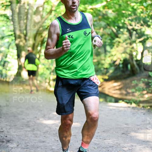 28.09.2025 - 33. Volkslauf durch das schöne Alstertal Dr. Thomas Lammeyer http://msf.ph/oto/8953141 28.09.2025 10:33:56 Laufen  meine-sportfotos.de