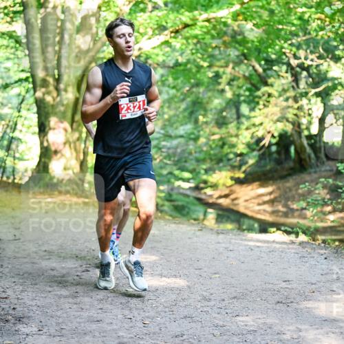 28.09.2025 - 33. Volkslauf durch das schöne Alstertal Dr. Thomas Lammeyer http://msf.ph/oto/8953208 28.09.2025 10:34:08 Laufen 2321 meine-sportfotos.de