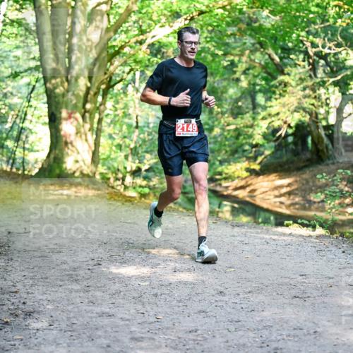 28.09.2025 - 33. Volkslauf durch das schöne Alstertal Dr. Thomas Lammeyer http://msf.ph/oto/8953298 28.09.2025 10:34:52 Laufen 2149 meine-sportfotos.de