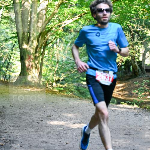 28.09.2025 - 33. Volkslauf durch das schöne Alstertal Dr. Thomas Lammeyer http://msf.ph/oto/8953361 28.09.2025 10:35:01 Laufen  meine-sportfotos.de