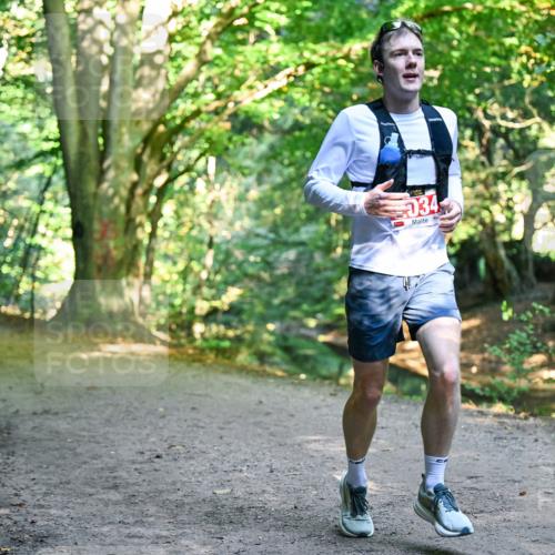 28.09.2025 - 33. Volkslauf durch das schöne Alstertal Dr. Thomas Lammeyer http://msf.ph/oto/8953878 28.09.2025 10:37:08 Laufen 034 meine-sportfotos.de