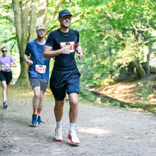 28.09.2025 - 33. Volkslauf durch das schöne Alstertal Dr. Thomas Lammeyer http://msf.ph/oto/8954012 28.09.2025 10:37:43 Laufen 2233, 21 meine-sportfotos.de