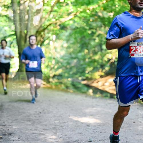 28.09.2025 - 33. Volkslauf durch das schöne Alstertal Dr. Thomas Lammeyer http://msf.ph/oto/8954080 28.09.2025 10:37:51 Laufen 2362 meine-sportfotos.de