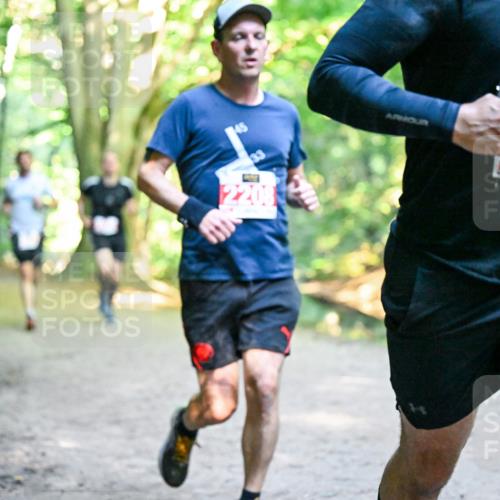 28.09.2025 - 33. Volkslauf durch das schöne Alstertal Dr. Thomas Lammeyer http://msf.ph/oto/8954224 28.09.2025 10:38:10 Laufen 2208, 304 meine-sportfotos.de