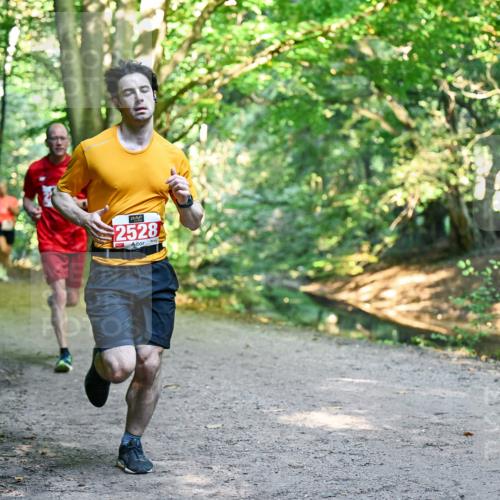 28.09.2025 - 33. Volkslauf durch das schöne Alstertal Dr. Thomas Lammeyer http://msf.ph/oto/8954256 28.09.2025 10:38:15 Laufen 2528 meine-sportfotos.de