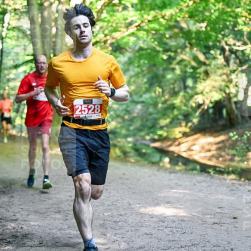 28.09.2025 - 33. Volkslauf durch das schöne Alstertal Dr. Thomas Lammeyer http://msf.ph/oto/8954259 28.09.2025 10:38:15 Laufen 2528 meine-sportfotos.de