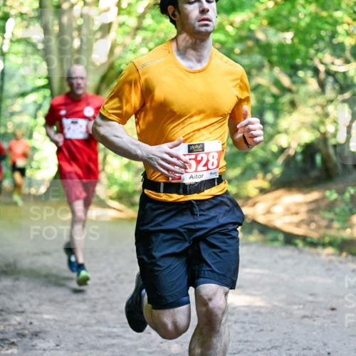 28.09.2025 - 33. Volkslauf durch das schöne Alstertal Dr. Thomas Lammeyer http://msf.ph/oto/8954264 28.09.2025 10:38:15 Laufen 528 meine-sportfotos.de