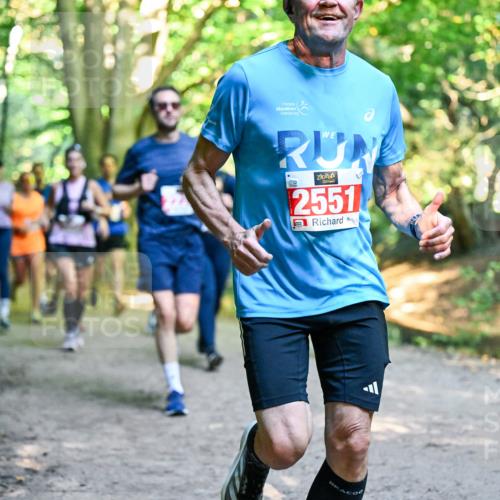 28.09.2025 - 33. Volkslauf durch das schöne Alstertal Dr. Thomas Lammeyer http://msf.ph/oto/8954632 28.09.2025 10:39:20 Laufen 2551 meine-sportfotos.de