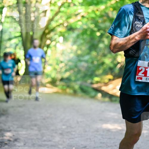 28.09.2025 - 33. Volkslauf durch das schöne Alstertal Dr. Thomas Lammeyer http://msf.ph/oto/8954720 28.09.2025 10:39:33 Laufen 2150 meine-sportfotos.de