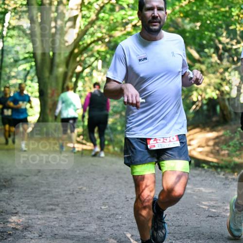 28.09.2025 - 33. Volkslauf durch das schöne Alstertal Dr. Thomas Lammeyer http://msf.ph/oto/8954854 28.09.2025 10:39:58 Laufen 232 meine-sportfotos.de