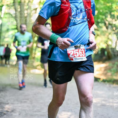 28.09.2025 - 33. Volkslauf durch das schöne Alstertal Dr. Thomas Lammeyer http://msf.ph/oto/8954897 28.09.2025 10:40:04 Laufen 2563 meine-sportfotos.de