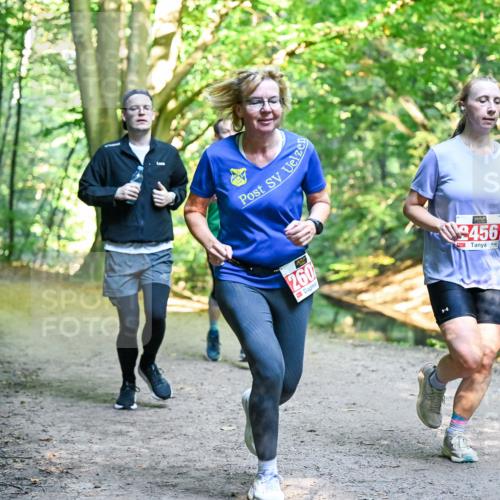 28.09.2025 - 33. Volkslauf durch das schöne Alstertal Dr. Thomas Lammeyer http://msf.ph/oto/8955019 28.09.2025 10:40:28 Laufen 260, 2456 meine-sportfotos.de