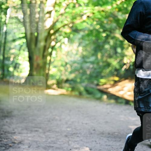 28.09.2025 - 33. Volkslauf durch das schöne Alstertal Dr. Thomas Lammeyer http://msf.ph/oto/8955030 28.09.2025 10:40:29 Laufen  meine-sportfotos.de