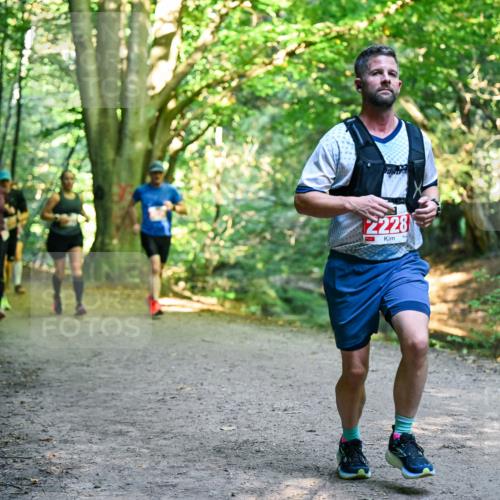 28.09.2025 - 33. Volkslauf durch das schöne Alstertal Dr. Thomas Lammeyer http://msf.ph/oto/8955047 28.09.2025 10:40:35 Laufen 2228 meine-sportfotos.de