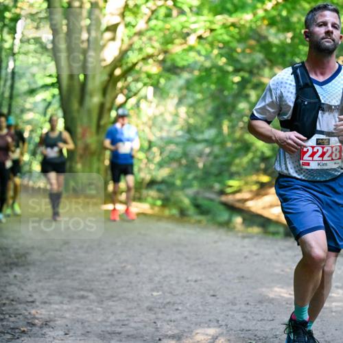 28.09.2025 - 33. Volkslauf durch das schöne Alstertal Dr. Thomas Lammeyer http://msf.ph/oto/8955050 28.09.2025 10:40:35 Laufen 2228 meine-sportfotos.de