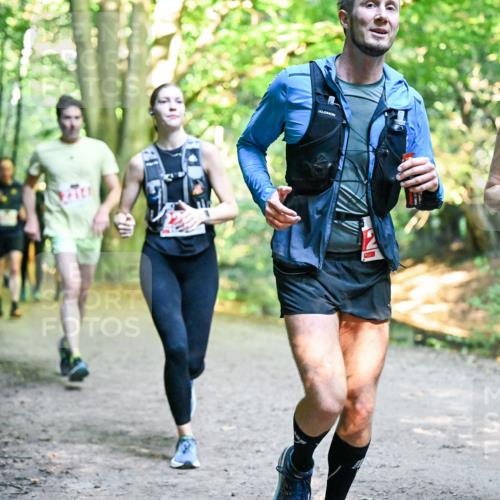 28.09.2025 - 33. Volkslauf durch das schöne Alstertal Dr. Thomas Lammeyer http://msf.ph/oto/8955090 28.09.2025 10:40:41 Laufen 2136 meine-sportfotos.de