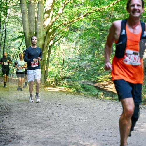 28.09.2025 - 33. Volkslauf durch das schöne Alstertal Dr. Thomas Lammeyer http://msf.ph/oto/8955271 28.09.2025 10:41:11 Laufen 2421, 2157 meine-sportfotos.de