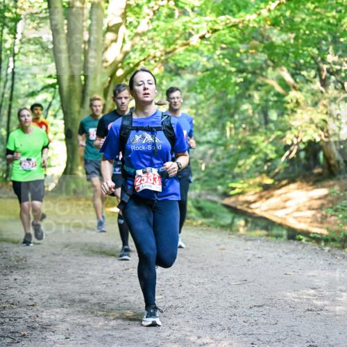 28.09.2025 - 33. Volkslauf durch das schöne Alstertal Dr. Thomas Lammeyer http://msf.ph/oto/8955318 28.09.2025 10:41:18 Laufen  meine-sportfotos.de