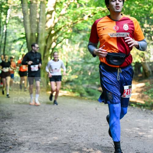 28.09.2025 - 33. Volkslauf durch das schöne Alstertal Dr. Thomas Lammeyer http://msf.ph/oto/8955342 28.09.2025 10:41:22 Laufen 4, 14550, 215 meine-sportfotos.de