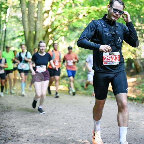 28.09.2025 - 33. Volkslauf durch das schöne Alstertal Dr. Thomas Lammeyer http://msf.ph/oto/8955363 28.09.2025 10:41:25 Laufen 2523, 2607 meine-sportfotos.de